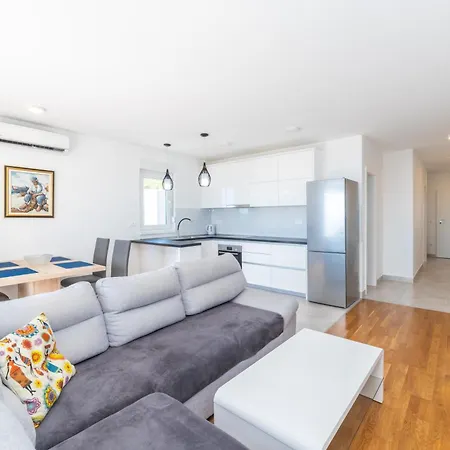 Luxury Maglica Appartement